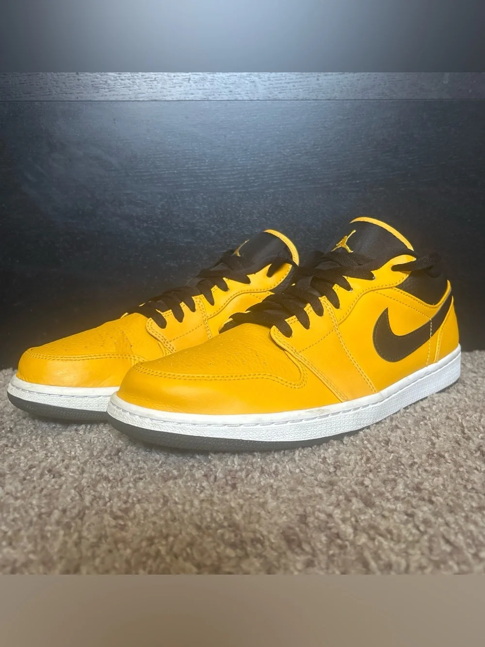 Used Air Jordan 1 Low ‘University Gold / Black’ Men’s Size 12